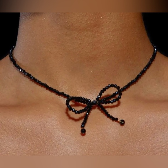 Black Beaded Bow with Gold Detailing Necklace - Picture 2 of 5